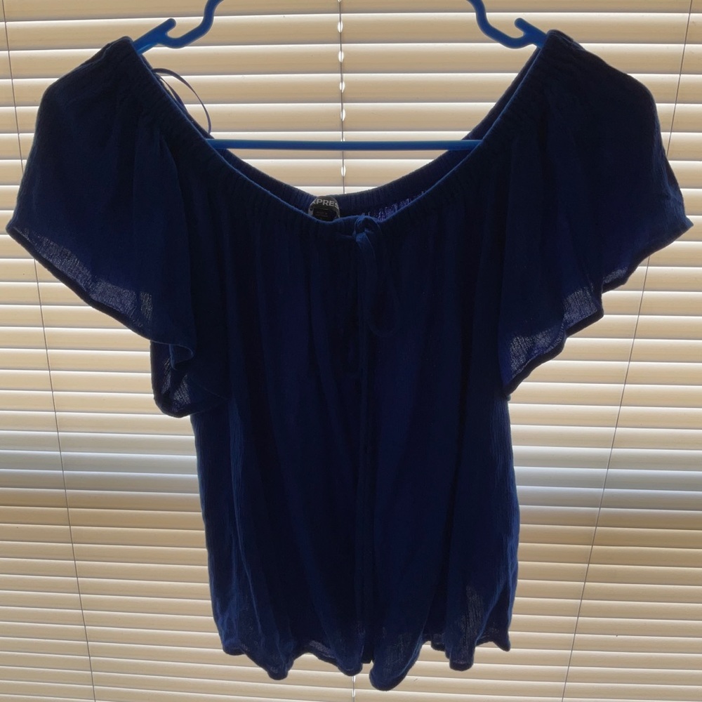 EXPRESS SHORT SLEEVE FLOWY SHIRT SIZE S CUTE